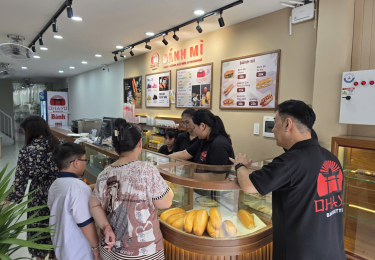 Ở Ohayo Bánh mì phải đạt đủ 3 tiêu chí: Vỏ giòn, ruột mềm, vị thương nhớ